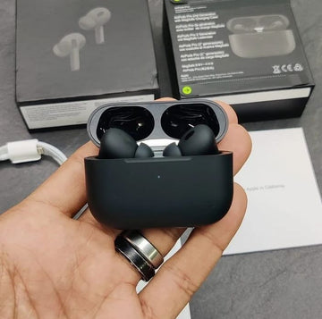 Black Earbuds